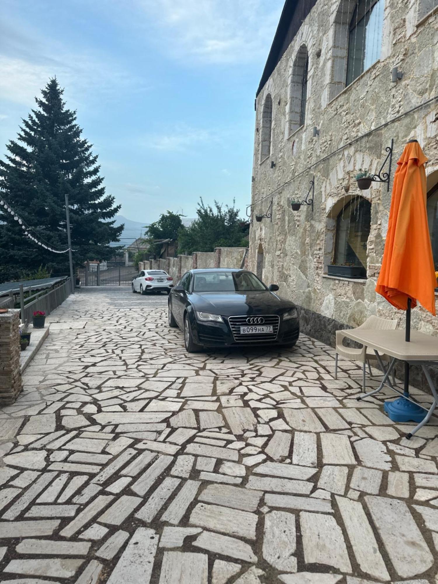 Deghceni Clubhouse Hotell Dilijan Eksteriør bilde