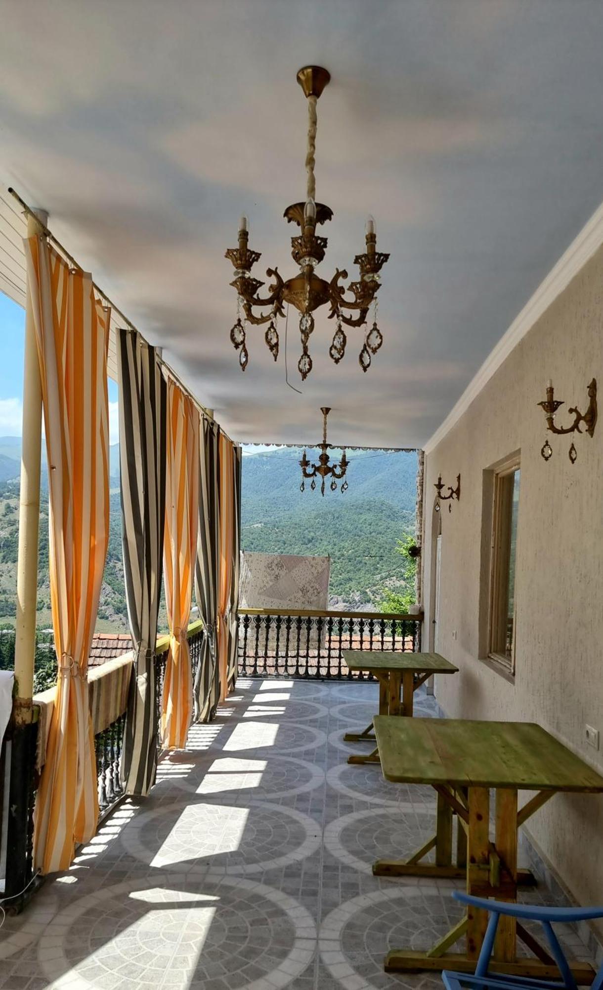 Deghceni Clubhouse Hotell Dilijan Eksteriør bilde