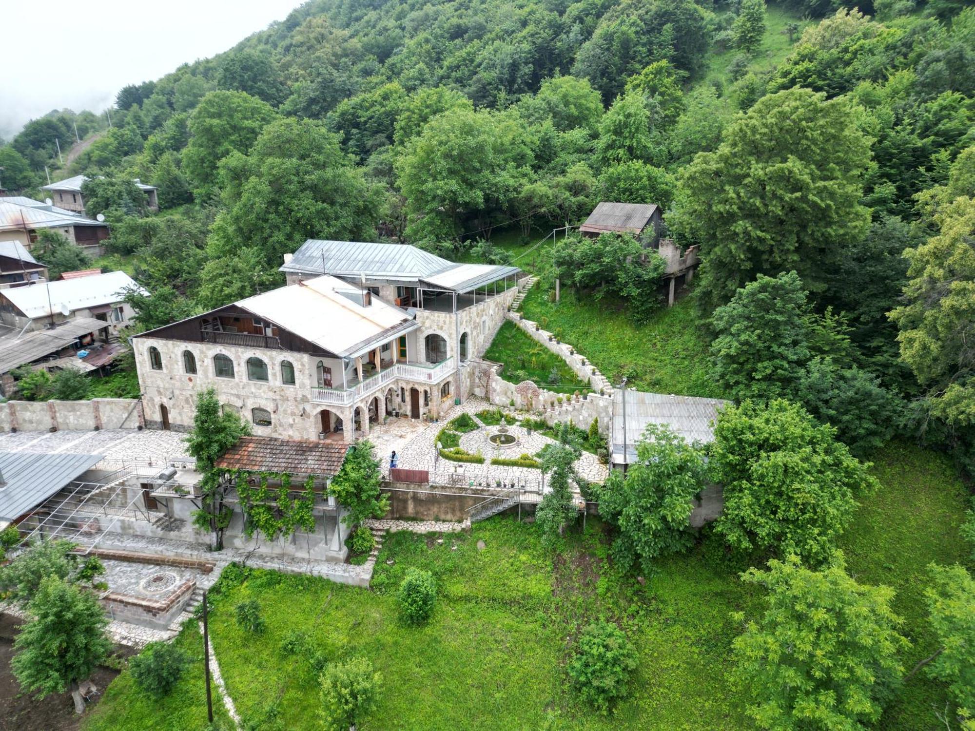 Deghceni Clubhouse Hotell Dilijan Eksteriør bilde